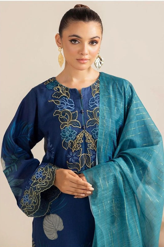 3PC PRINTED & EMBROIDERED LAWN SUIT WITH READY-TO-WEAR DUPATTA | EID OFFER BAROQUE